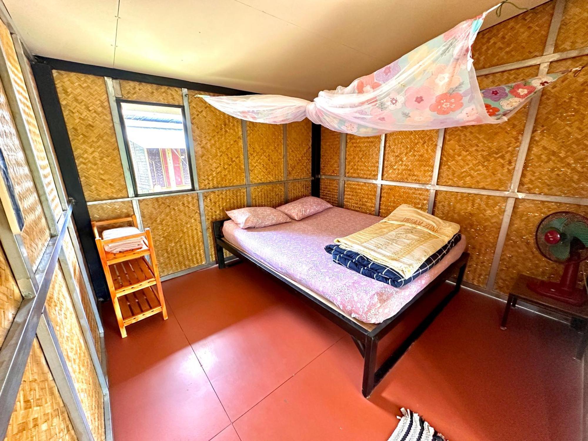 Twin Hut Hotel Pai Bagian luar foto